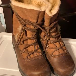 Dansko Distressed Leather Fur-Lined All-Weather Walking/Snow Boots Sz 7